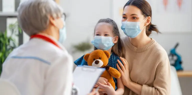 lapsi_koko_ajan_kipeänä