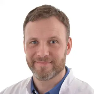Tuomas Plosila _korva-, nenä- ja kurkkutautien erikoislääkäri